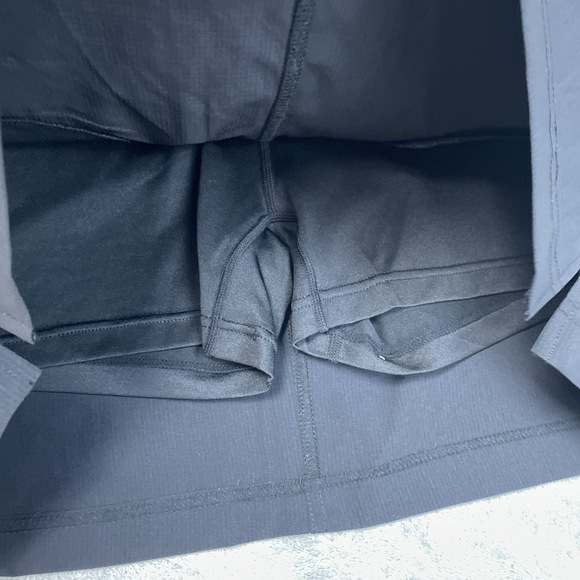 Tilley Women's S Trek Skort Black a2255 - Picture 6 of 7